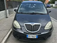 Usata Lancia Musa 95 CV (69 kW) 2010 Bluazzurro Monovolume