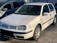 Usata VW Golf IV 75 CV (55 kW) 2001 Bianco Berlina