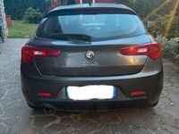 Usata Alfa Romeo Giulietta 105 CV (77 kW) 2011 Grigio Utilitaria