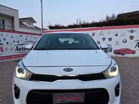 Usata Kia Rio 77 CV (56 kW) 2017 Bianco Berlina