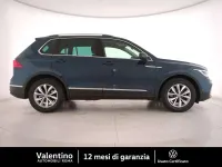 Usata VW Tiguan Life 122 CV (89 kW) 2023 Blu/azzurro SUV