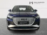 Usata Audi Q4 e-tron S-Line 210 kW (286 CV) 2024 Blu metallizzato SUV