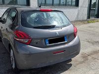 Usata Peugeot 208 83 CV (61 kW) 2019 Grigio Utilitaria