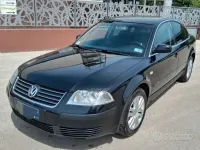 Usata VW Passat Business 101 CV (74 kW) 2002 Nero Berlina