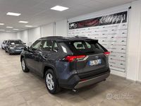 Usata Toyota RAV4 Hybrid Business Edition 218 CV (160 kW) 2021 Grigio scuro SUV