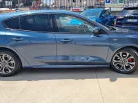 Usata Ford Focus ST-Line 125 CV (91 kW) 2023 Chrome blu Berlina