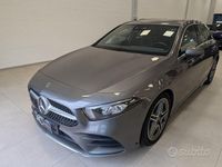 Usata Mercedes A180 Premium 116 CV (85 kW) 2019 Grigio Berlina