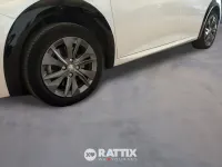 Usata Peugeot e-208 Allure 100 kW (136 CV) 2021 Bianco madreperla Utilitaria