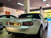 Usata Mazda MX5 126 CV (92 kW) 2006 Argento Cabrio