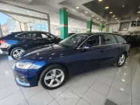 Begagnad Audi A4 Business 163 HK (119 kW) 2023 Blå Kombi