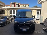 Usata Renault Master 135 CV (99 kW) 2023 Blu Monovolume