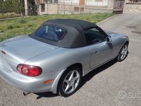 usata Mazda MX5 1.8 del 2001 iscritta ASI