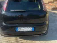 Usata Fiat Grande Punto 75 CV (55 kW) 2006 Bluazzurro Utilitaria