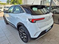 Usata Opel Mokka Elegance 110 CV (80 kW) 2022 Bianco SUV