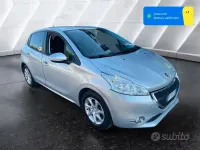 Usata Peugeot 208 Active 82 CV (60 kW) 2013 Grigio Utilitaria