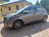 Usata Toyota Yaris Edition 69 CV (50 kW) 2017 Grigio Berlina