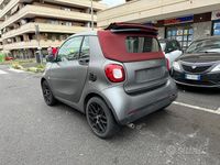 Begagnad Smart ForTwo Cabrio Prime 90 HK (66 kW) 2019 Grå Cab