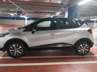 Usata Renault Captur Life 90 CV (66 kW) 2017 Grigio SUV