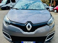 Usata Renault Captur Intens 120 CV (88 kW) 2016 Grigio SUV