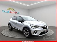 Usata Renault Captur Techno 91 CV (66 kW) 2023 Grigio SUV