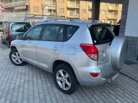 Usata Toyota RAV4 Sol 136 CV (100 kW) 2007 Argento SUV