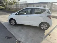 Usata Hyundai i10 66 CV (48 kW) 2017 Bianco Utilitaria