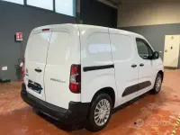 Usata Toyota Proace City City 102 CV (75 kW) 2024 Bianco Monovolume