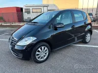 Usata Mercedes A160 Edition 95 CV (69 kW) 2012 Nero Utilitaria