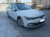 Usata VW Golf VIII Style 150 CV (110 kW) 2020 Bianco Berlina