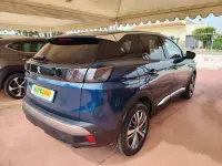 Usata Peugeot 3008 Allure 131 CV (96 kW) 2022 Blu/azzurro SUV