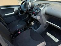 Usata Peugeot 107 68 CV (50 kW) 2009 Grigio Utilitaria