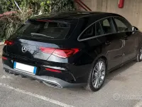 Usata Mercedes CLA220 Shooting Brake AMG line 190 CV (139 kW) 2020 Nero Station wagon
