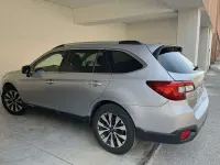 Usado Subaru Outback 150 CV (110 kW) 2016 Plateado Familiar