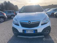 Usata Opel Mokka Cosmo 131 CV (96 kW) 2013 Bianco SUV