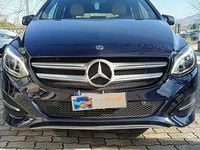 Usata Mercedes B180 108 CV (79 kW) 2018 Blu Monovolume