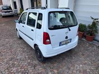 Usata Opel Agila Club 60 CV (44 kW) 2003 Bianco Utilitaria