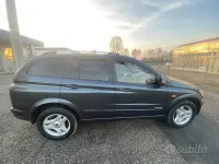 Usata SsangYong Kyron 141 CV (103 kW) 2006 Nero SUV
