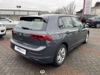 Usata VW Golf VIII Life 116 CV (85 kW) 2023 Grigio Berlina