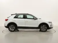 Usata VW T-Roc Style 110 CV (80 kW) 2023 Biancobianco SUV
