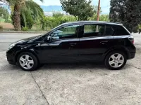 Usata Opel Astra 110 CV (80 kW) 2009 Nero Berlina