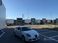 Gebraucht Alfa Romeo Giulietta Exclusive 170 PS (125 kW) 2013 Weiß Kleinwagen