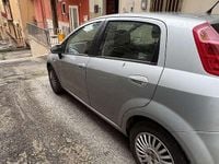 Usata Fiat Grande Punto Active 77 CV (56 kW) 2007 Grigio Utilitaria