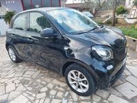 Usata Smart ForFour 71 CV (52 kW) 2015 Nero Utilitaria