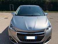 Usata Peugeot 208 102 CV (75 kW) 2019 Grigio Utilitaria