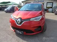 Usata Renault Zoe Life 50 kW (69 CV) 2020 Rosso Utilitaria