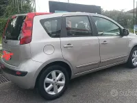 Usata Nissan Note 88 CV (64 kW) 2006 Grigio Utilitaria