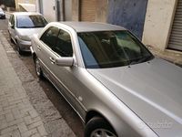 Usata Mercedes C250 Elegance 150 CV (110 kW) 1997 Grigio Berlina