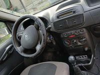 Usata Fiat Punto Dynamic 80 CV (58 kW) 2004 Berlina