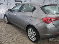 Usata Alfa Romeo Giulietta Super 120 CV (88 kW) 2016 Grigio Utilitaria