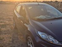Usata Ford Fiesta 49 CV (36 kW) 2011 Blu Utilitaria